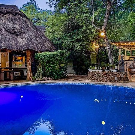 Victoria Falls Backpackers Lodge Экстерьер фото