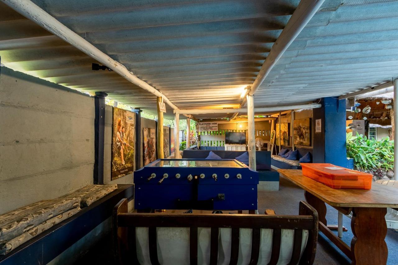 Victoria Falls Backpackers Lodge Экстерьер фото