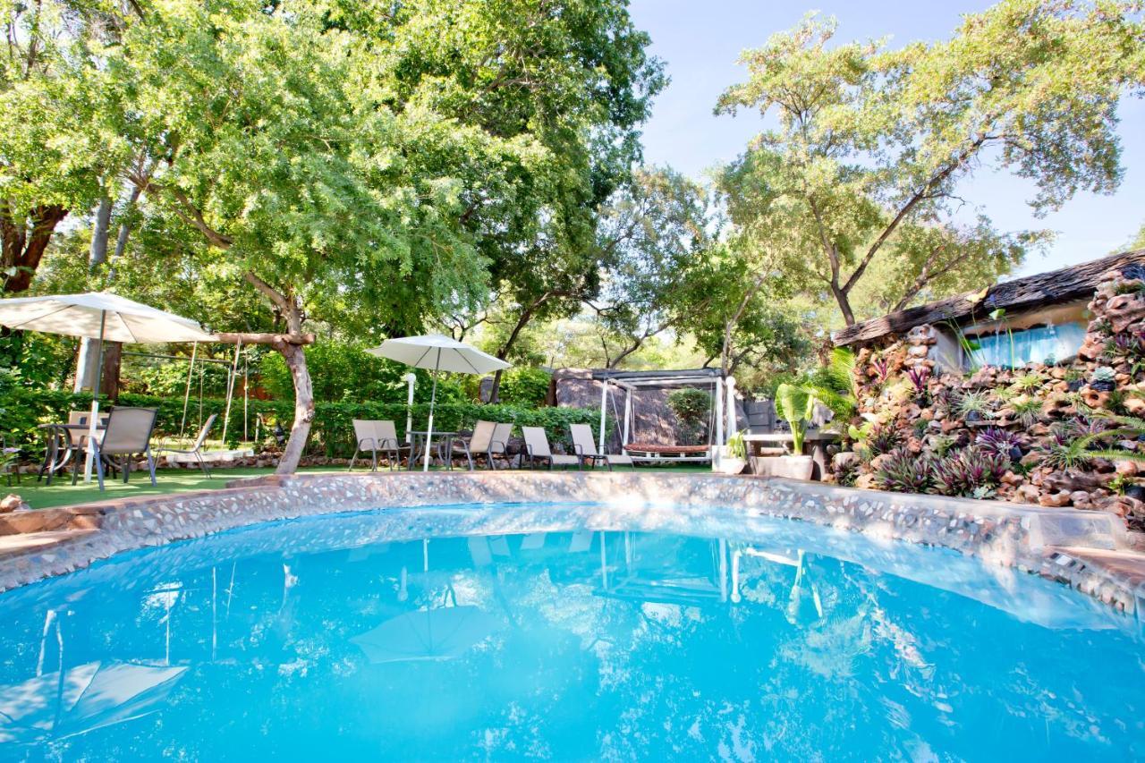 Victoria Falls Backpackers Lodge Экстерьер фото